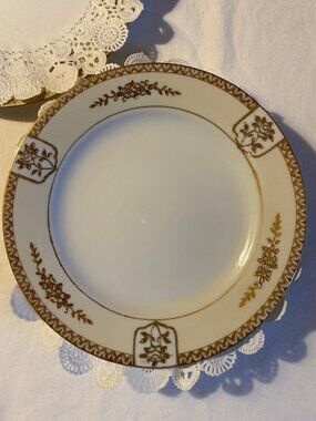 Noritake N1097 1921 4/7.25" flat plates gold encrusted flowers